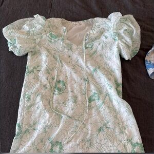 Floral Puff Sleeve Top